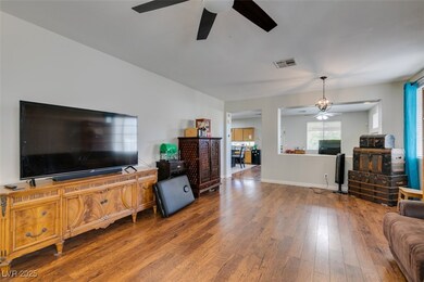 1048 Painted Daisy Ave, Henderson, NV 89074 - photo 6