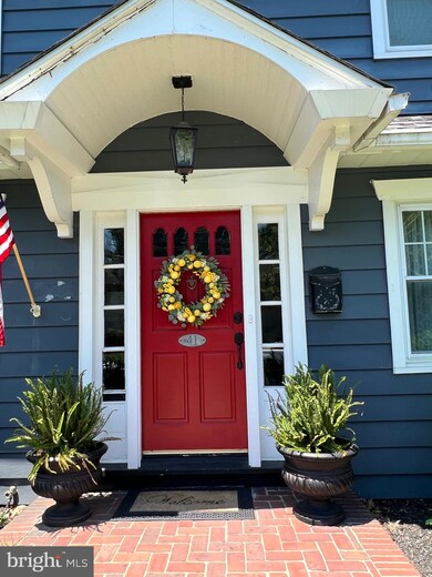 41 N American St, Woodbury, NJ 08096 - photo 2