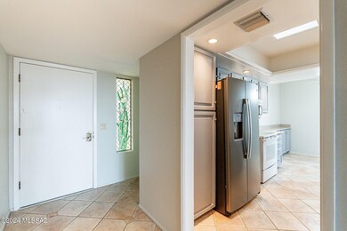 Entry/Kitchen