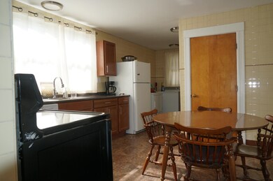 1937 Elizabeth St, Schenectady, NY 12303 - photo 7