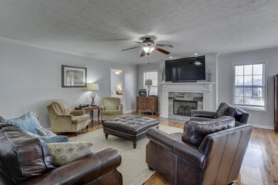 Trendy New Color Palette, Spacious Gatherings