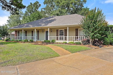 02-907 Tetbury Pl