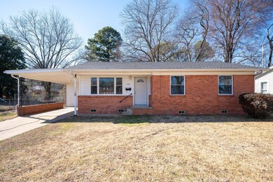 2007 Cleveland St, Conway, AR 72032 - photo 2