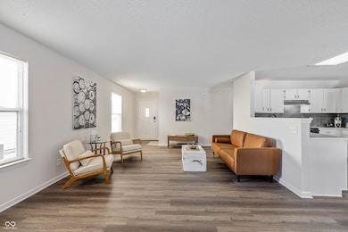 4918 Flame Way, Indianapolis, IN 46254 - photo 6