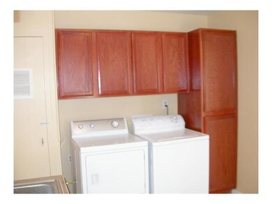 3125 Idalia Ave, El Paso, TX 79930 - photo 6