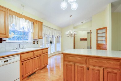 16 Scarborough Ln, Bella Vista, AR 72715 - photo 6