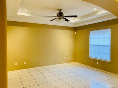 1304 Acme Ln unit 4, Edinburg, TX 78541 - photo 2