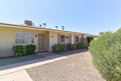 13638 N Silverbell Dr, Sun City, AZ 85351 - photo 2