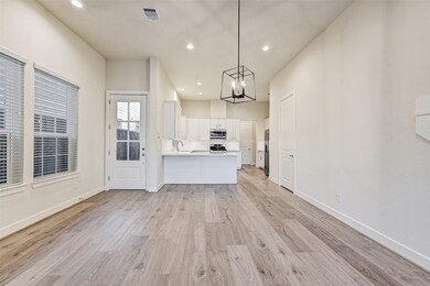 1602 Northwood St, Houston, TX 77009 - photo 4