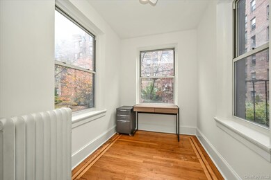 37-16 80th St unit 2, Jackson Heights, NY 11372 - photo 6