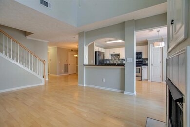Charming townhome with lots of light