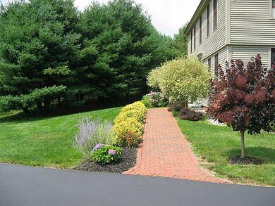 23 Barnfield Ln, Gorham, ME 04038 - photo 4