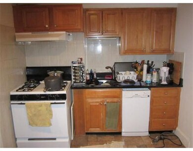 21 Henchman St unit 4, Boston, MA 02113 - photo 3