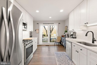 7393 Colton Ln, Manassas, VA 20109 - photo 7