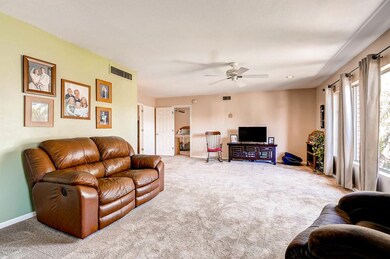 5415 W Columbine Dr Glendale-large-005-3