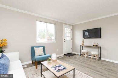 5936 Rowanberry Dr, Elkridge, MD 21075 - photo 6