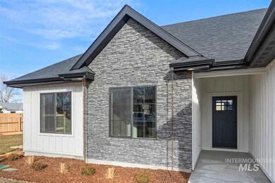 1104 E Clark Ave, Nampa, ID 83686 - photo 2