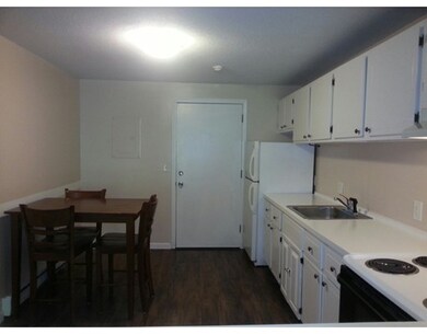 15 Wildwood St unit B19, Dracut, MA 01826 - photo 3