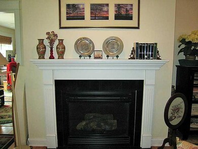 Living Room. Gas Fireplace