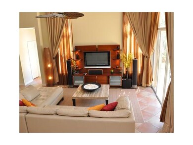 Den/Family/Great Room