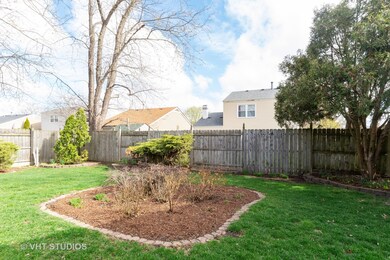 2365 Buttercup Ct, Aurora, IL 60506 - photo 5