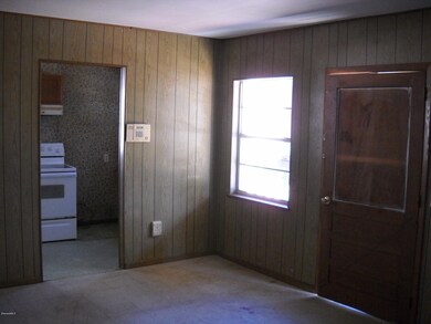 1st floor unit entryway view