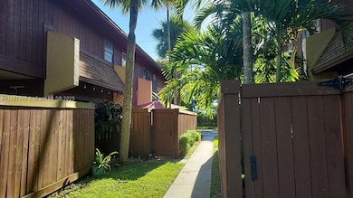 6445 SW 116th Place unit A, Miami, FL 33173 - photo 2