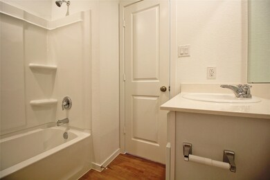 3218 Elm Branch Dr, Rosenberg, TX 77471 - photo 5