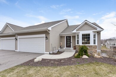 002-Front_View-5518572-medium