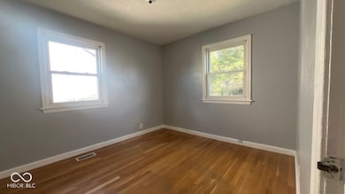 141 N 6th Ave, Beech Grove, IN 46107 - photo 6