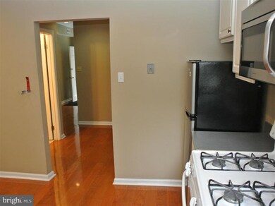 524 Irving St NW, Washington, DC 20010 - photo 7