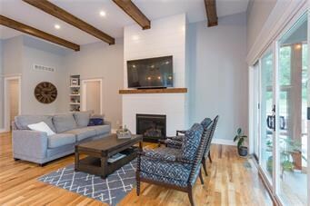 6039 Lakecrest Dr, Shawnee, KS 66218 - photo 5