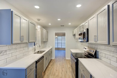 5922 Alaska Ln, Shreveport, LA 71107 - photo 7