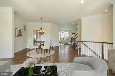 10649 Yorktown Dr, Fairfax, VA 22030 - photo 4