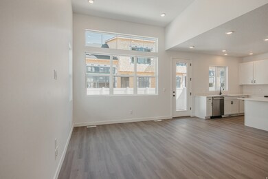 3070 N Summer Wood Dr unit 811, Eagle Mountain, UT 84013 - photo 3