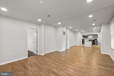 6207 Fair Oaks Ave, Baltimore, MD 21214 - photo 7