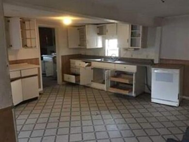 8 Oakmont St, Webster, MA 01570 - photo 3