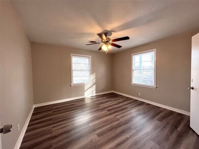 1012 Avenue G, Bay City, TX 77414 - photo 6