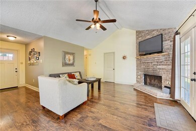 2912 Doreen Ln, Marrero, LA 70072 - photo 2