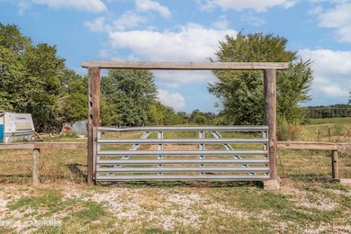 2943 State Road Tt, New Bloomfield, MO 65063 - photo 2