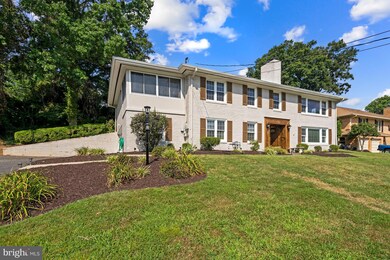 7302 Park Terrace Dr, Alexandria, VA 22307 - photo 2