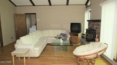 128 Rodeo Dr, Hawley, PA 18428 - photo 4