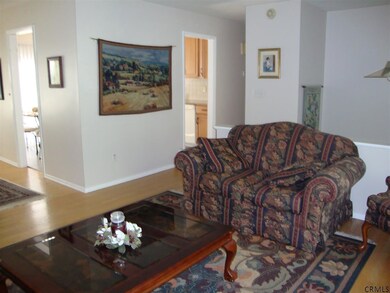 121 E Poplar Dr, Delmar, NY 12054 - photo 2