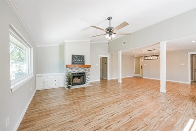 1009 Killarney Ave, Friendswood, TX 77546 - photo 6