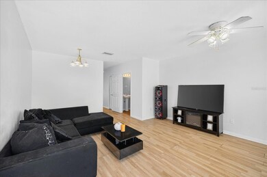 6143 Osprey Lake Cir, Riverview, FL 33578 - photo 6