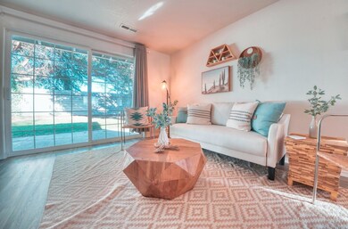 1006 Glengrove Avenue (6.2)