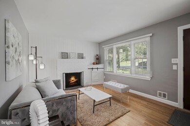 3302 Jones Bridge Rd, Chevy Chase, MD 20815 - photo 7