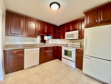 Captain Cove's Condominiums unit 410, Quincy, MA 02169 - photo 7
