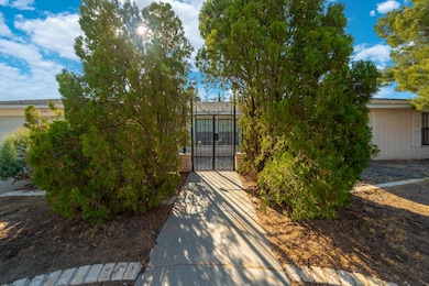 1409 Monte Negro Dr, El Paso, TX 79935 - photo 2