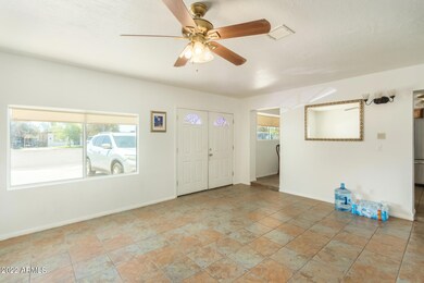 706 E Forge Ave, Mesa, AZ 85204 - photo 5